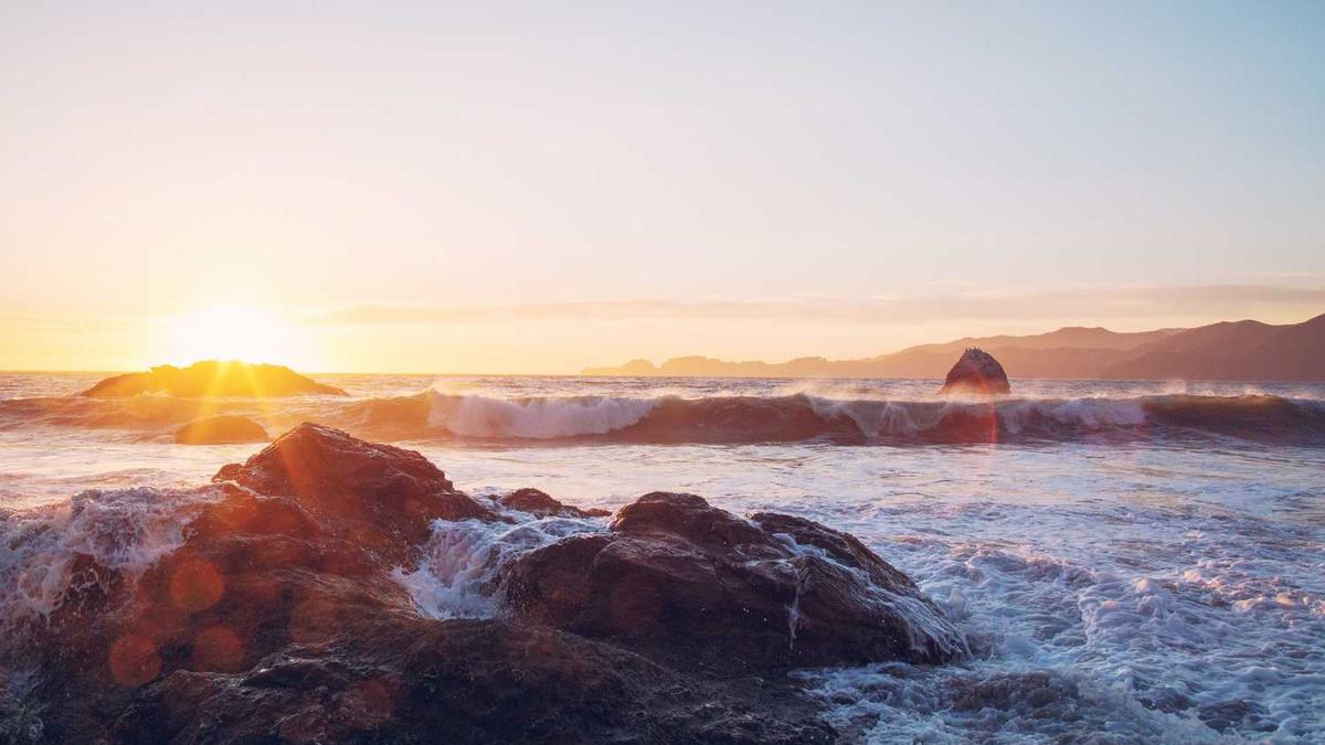 为什么一般女技师做泰式按摩更让人招架不住?