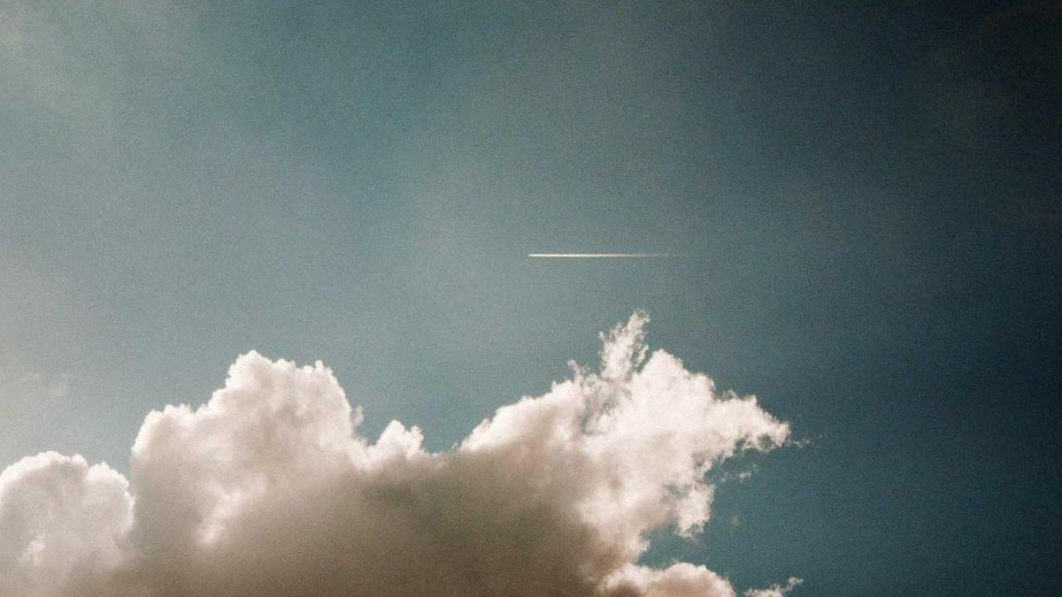 穿越星河拥抱你短剧剧情简介,讲了什么故事